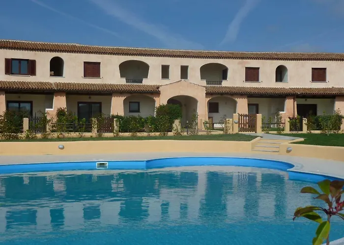 Casa de Férias Le Ginestre / Ataras Porto San Paolo (Sardinia)