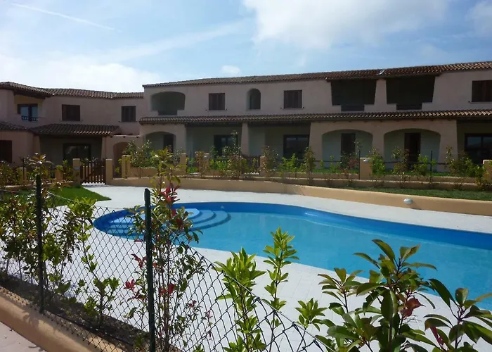 Casa de Férias Le Ginestre / Ataras